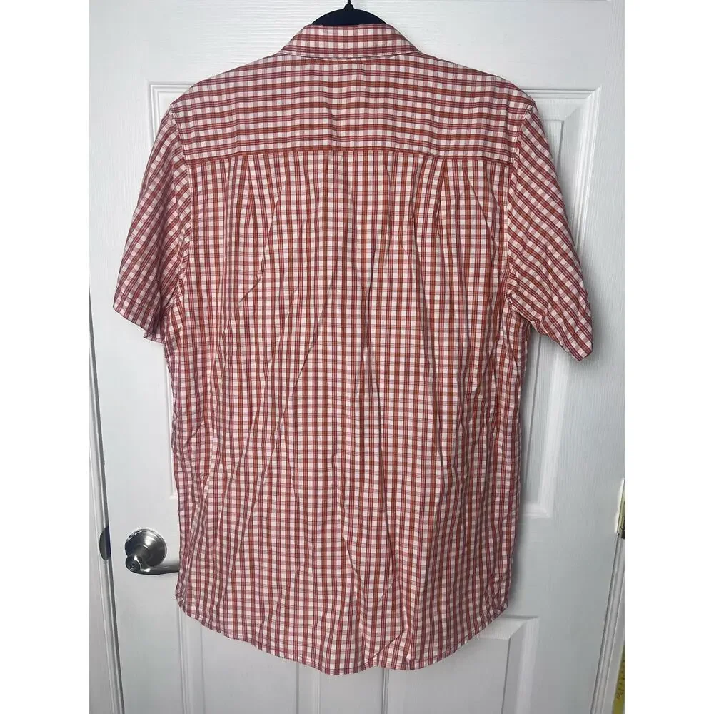 The North Face Short Sleeve Button Down Shirt Size Medium Zipper Pocket